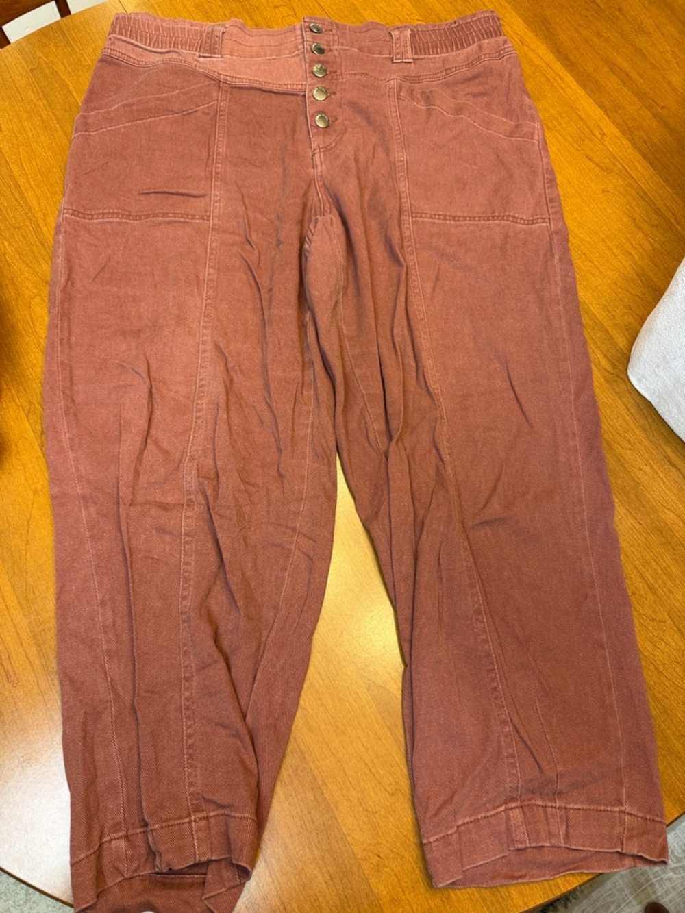 Knox Rose Rust Brown Casual Button-Fly crop jeans